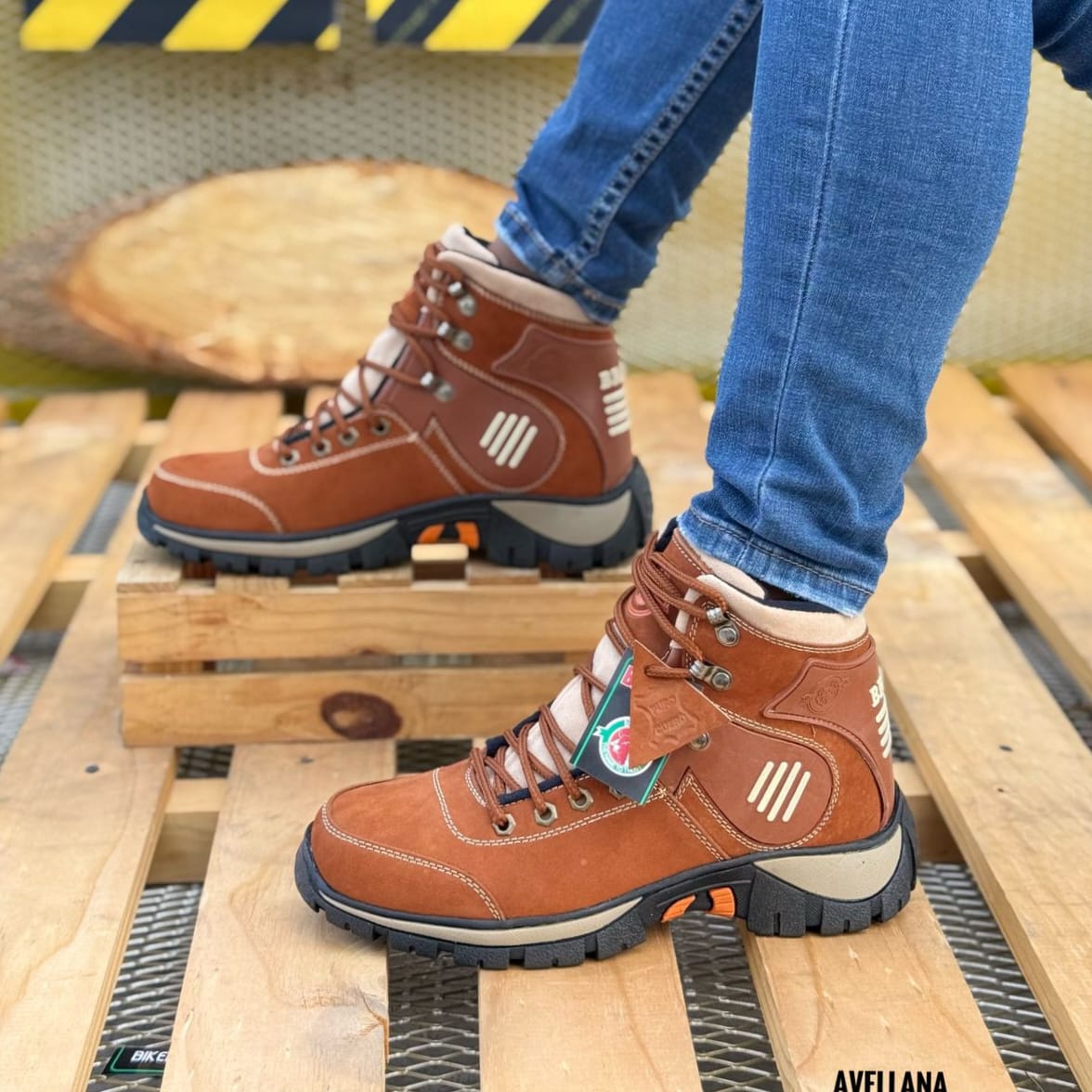 Gray helmet for bikers