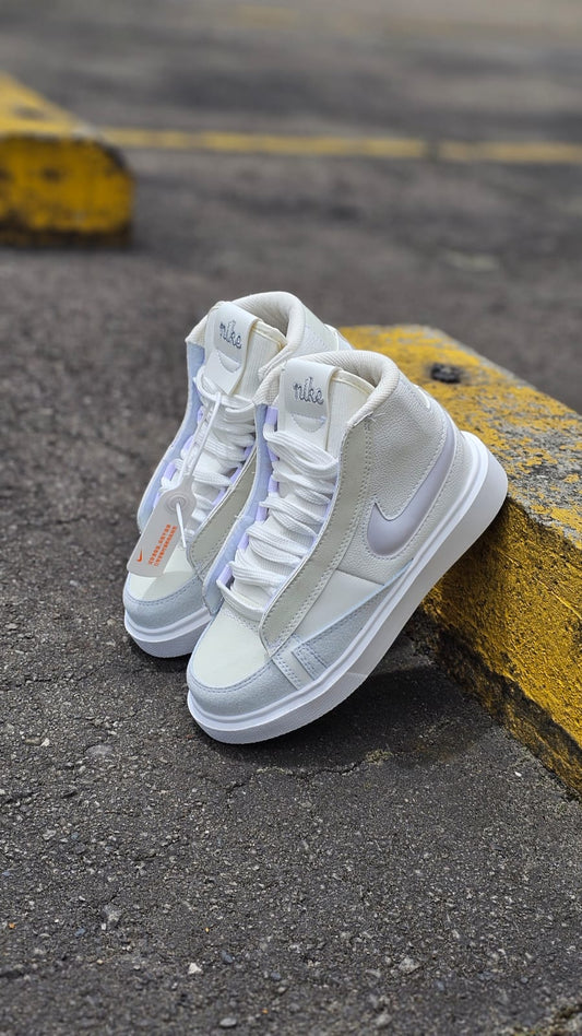 Gray helmet for bikers